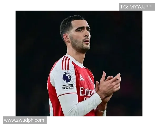 电讯报：阿森纳本赛季本不计划让梅里诺踢中锋，但他太超卓